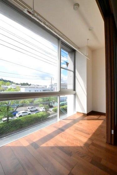 �y�o���R�j�[�z�@