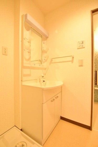 �y���̑��ݔ��z�@