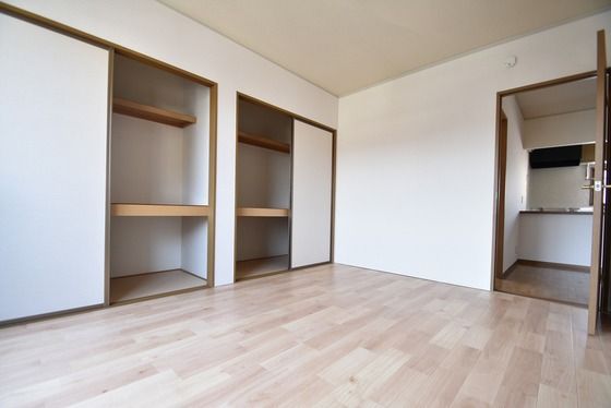 �y���̑������E�X�y�[�X�z�@