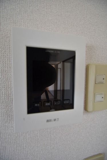 �y�Z�L�����e�B�z�@