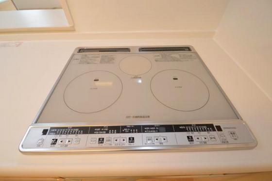 �y���̑��ݔ��z�@