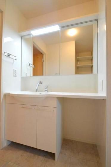 �y���ʏ��z�@