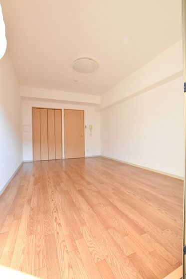 �y�����E���r���O�z�@�I�X�X���o�X�g�C����