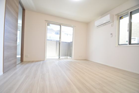 �y���̑������E�X�y�[�X�z�@