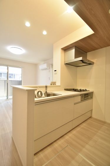 �y�L�b�`���z�@