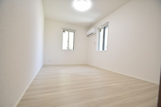 �y���̑������E�X�y�[�X�z�@