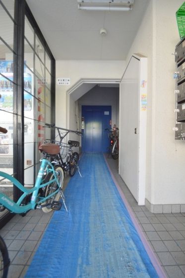 �G���g�����X