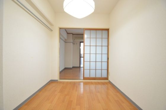 �y���̑������E�X�y�[�X�z�@1DK�I�[���t���[�����O�E�G�A�R���t