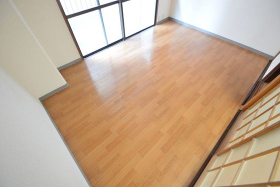 �y�����E���r���O�z�@1DK�I�[���t���[�����O�E�G�A�R���t