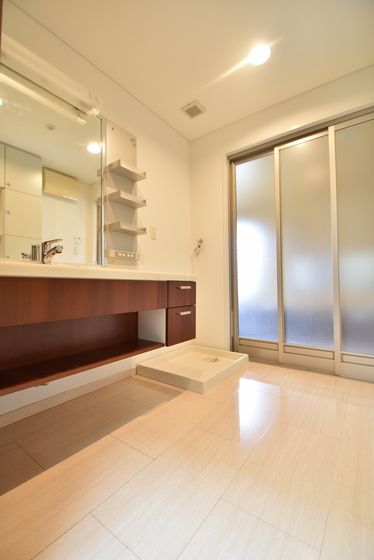 �y���ʏ��z�@