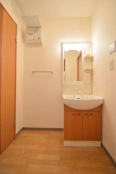 �y���ʏ��z�@