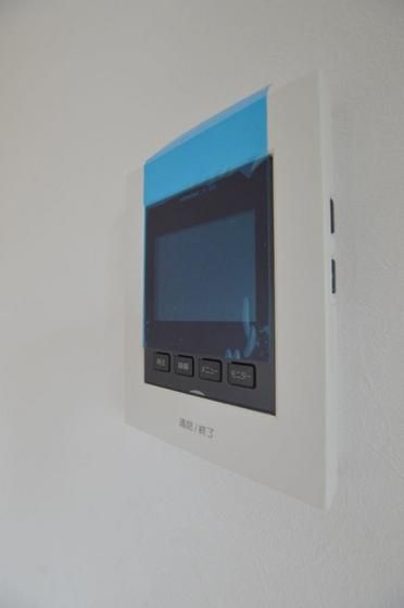 �y�Z�L�����e�B�z�@