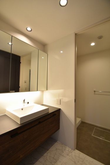 �y���ʏ��z�@