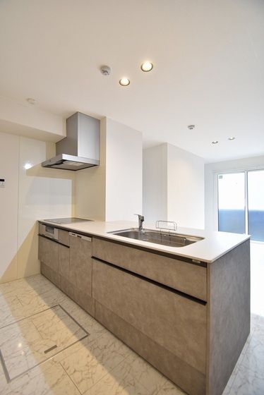 �y�L�b�`���z�@