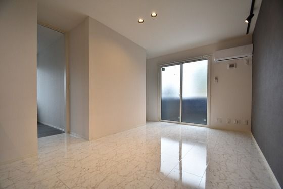 �y���̑������E�X�y�[�X�z�@