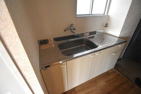 �y�L�b�`���z�@