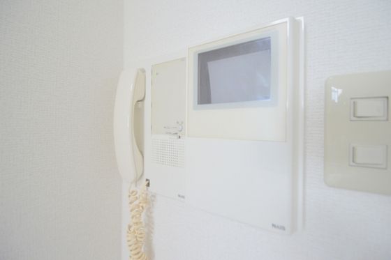 �y�Z�L�����e�B�z�@���j�^�[�t�C���^�[�t�H��