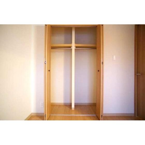 �y���[�z�@�N���[�[�b�g