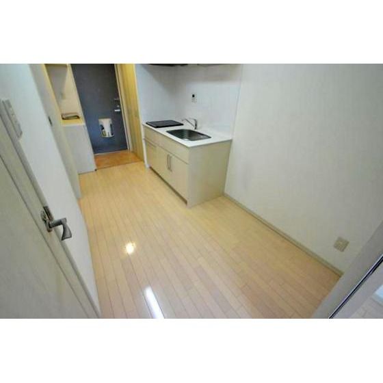 �y�L�b�`���z�@