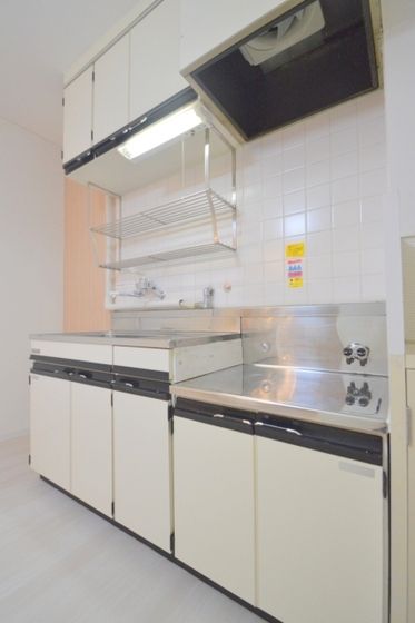 �y�����E���r���O�z�@���r���O