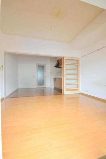 �y���̑������E�X�y�[�X�z�@