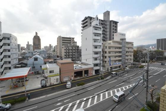 �y���]�z�@�l�C�̏\���s�G���A