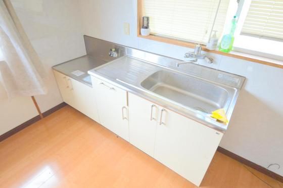 �y�L�b�`���z�@