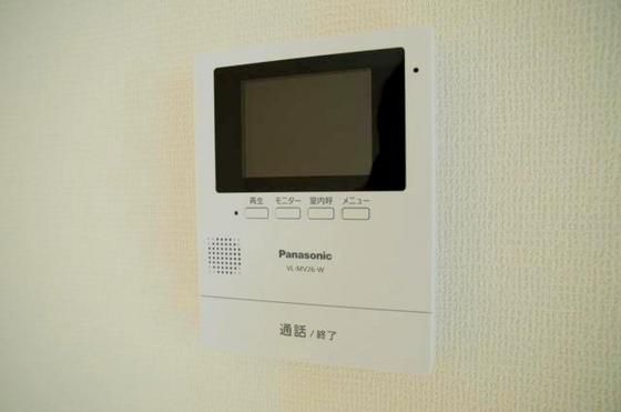 �y�Z�L�����e�B�z�@�������F����(�C���[�W)