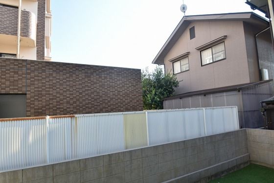 �y���]�z�@