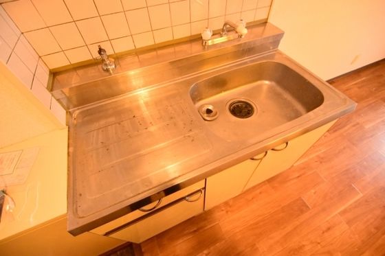 �y�L�b�`���z�@