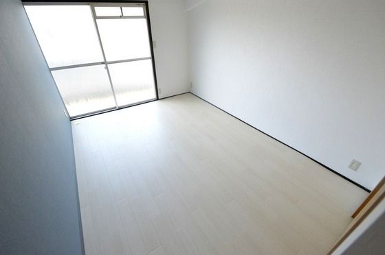 �y���̑������E�X�y�[�X�z�@