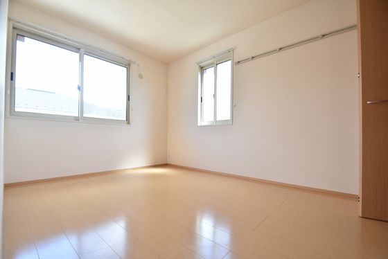 �y���̑������E�X�y�[�X�z�@