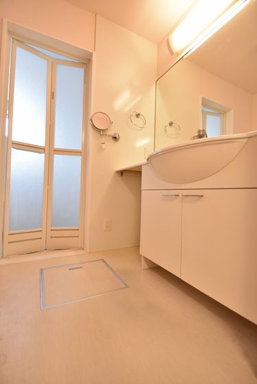 �y���ʏ��z�@