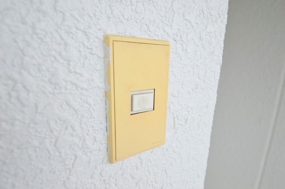 �y�Z�L�����e�B�z�@