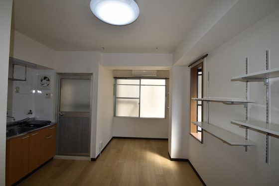 �y���̑������E�X�y�[�X�z�@