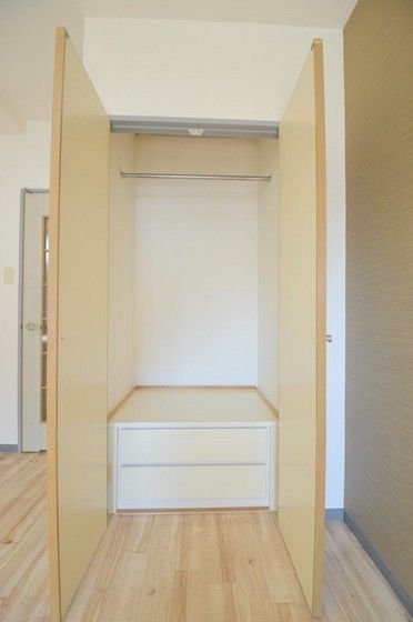 �y���[�z�@�N���[�[�b�g