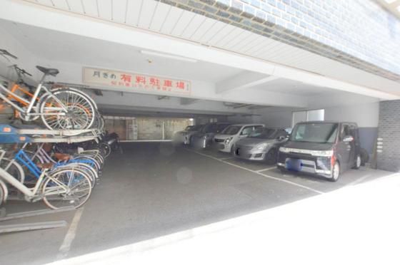 �����t���̍L�����֏�