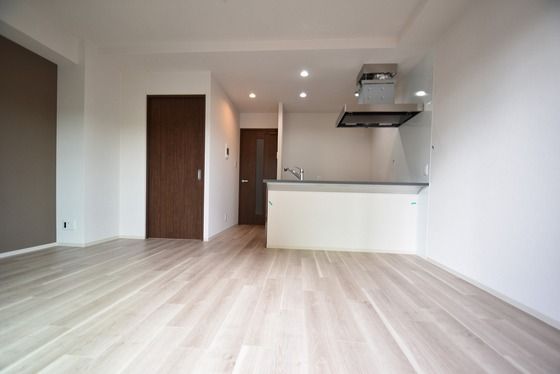 �y���̑������E�X�y�[�X�z�@