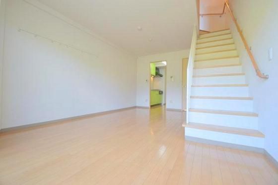 �y�����E���r���O�z�@