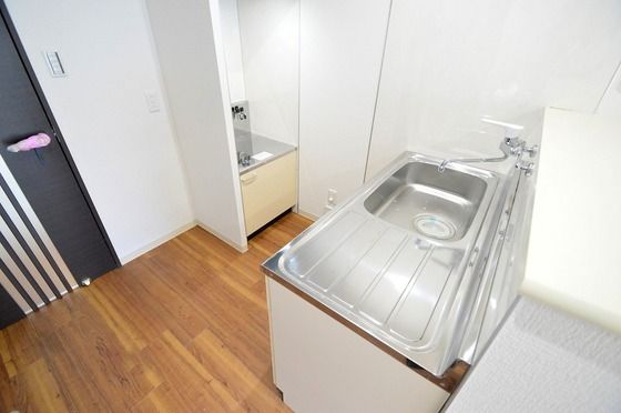 �y�L�b�`���z�@���σC���[�W�}