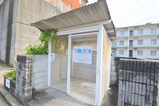 �~�n���S�~�̂ď�