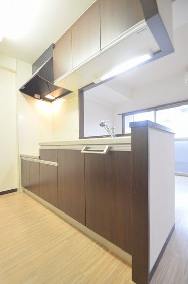 �y�L�b�`���z�@