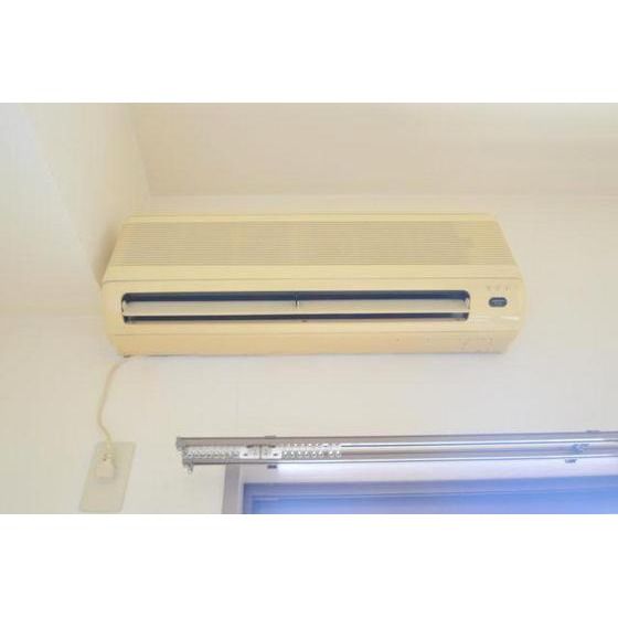 �y���̑��ݔ��z�@