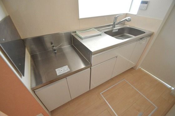 �y�L�b�`���z�@