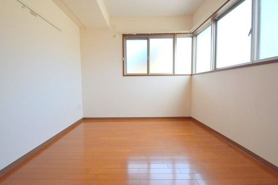 �y���̑������E�X�y�[�X�z�@