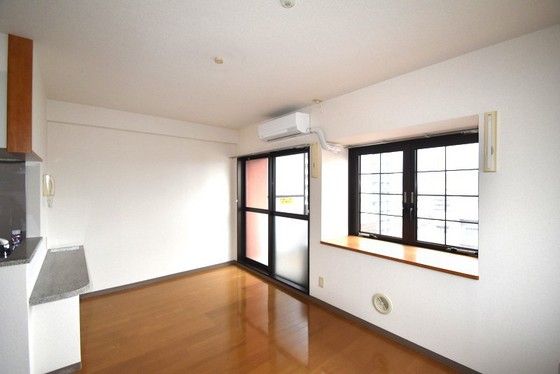 �y���̑������E�X�y�[�X�z�@