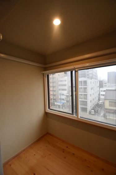 �y���̑������E�X�y�[�X�z�@