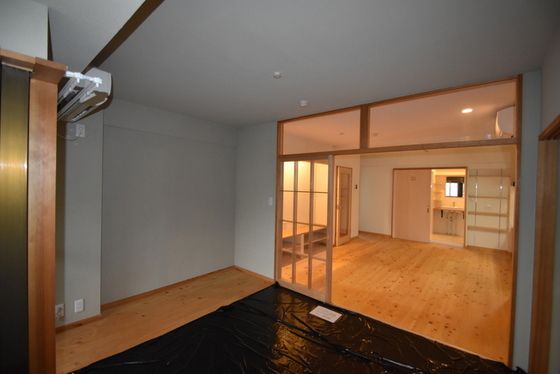 �y���̑������E�X�y�[�X�z�@