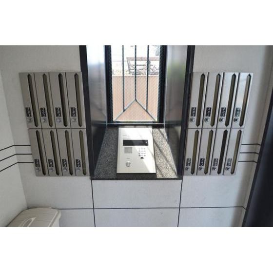 �W���|�X�g�B