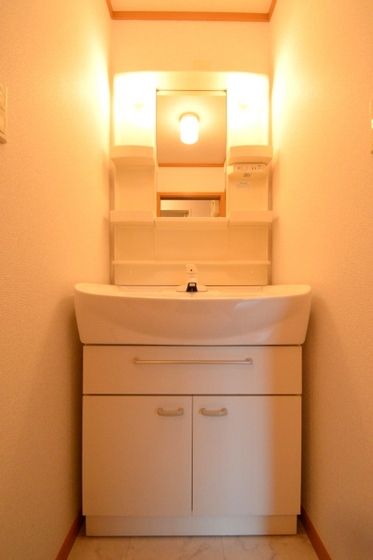 �y���ʏ��z�@